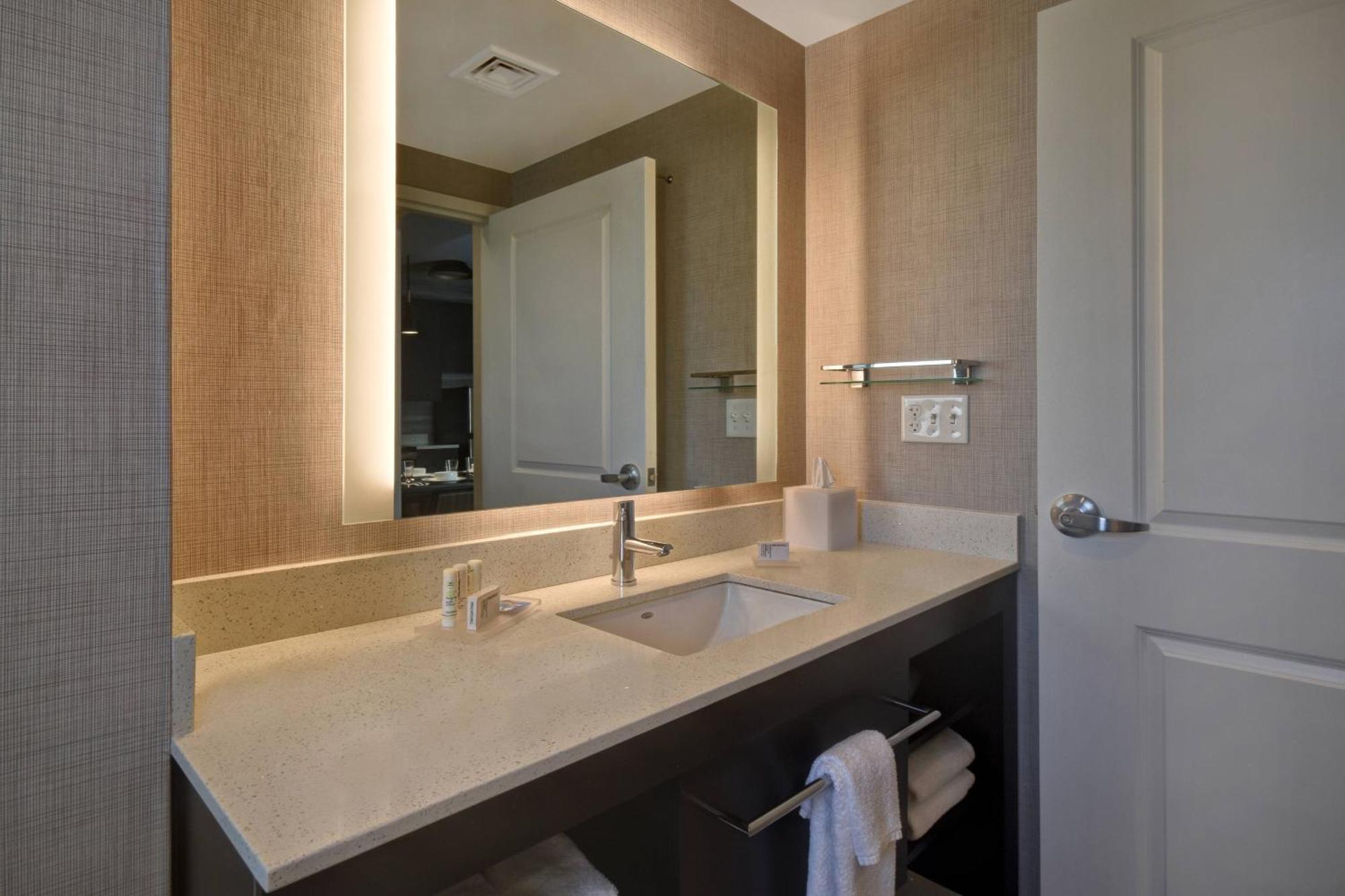 Residence Inn Middletown Goshen Екстериор снимка